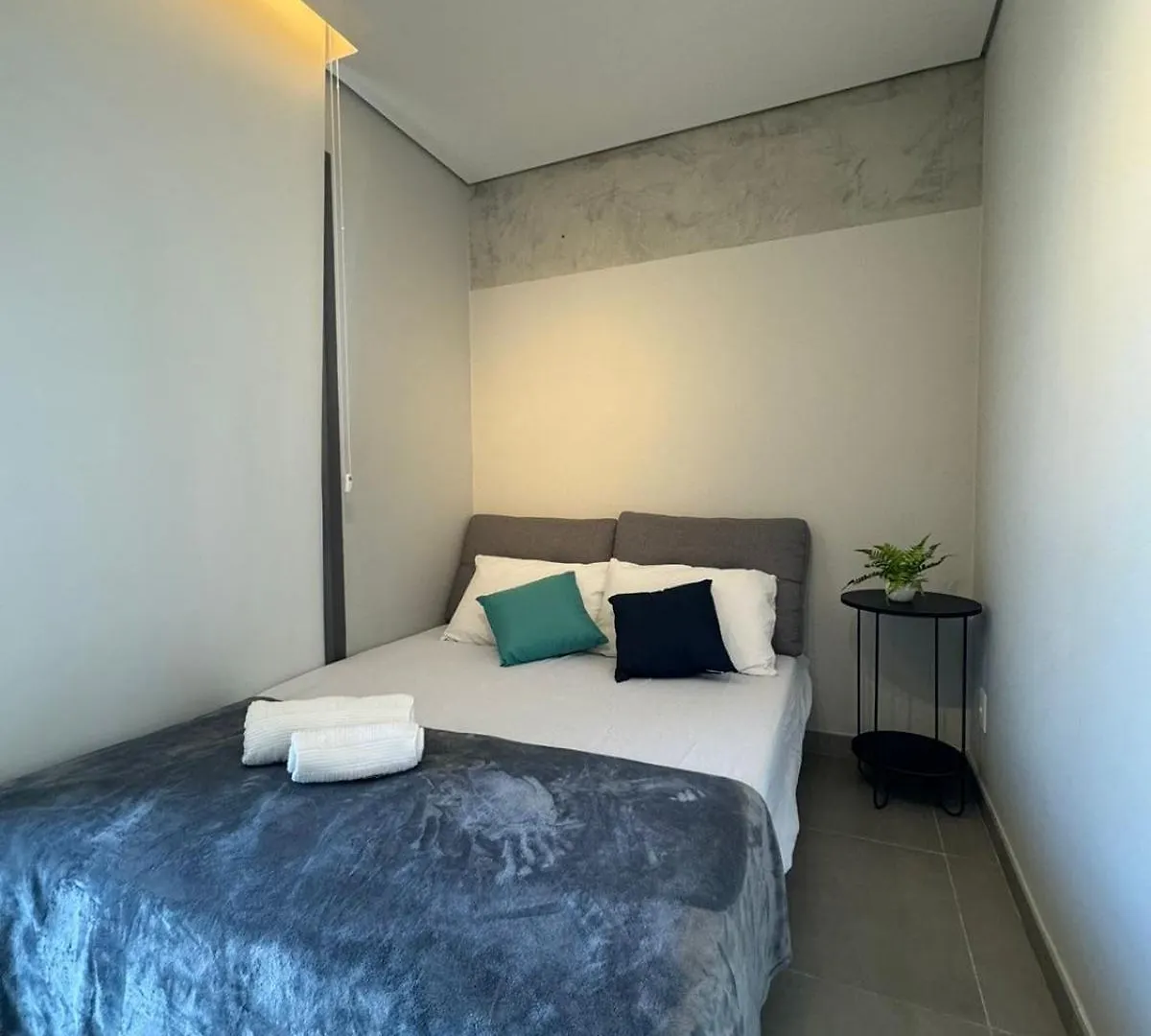 Apartament Oscar Freire - 2 Dorm-Completo 48Mt São Paulo 0*,  Brazylia
